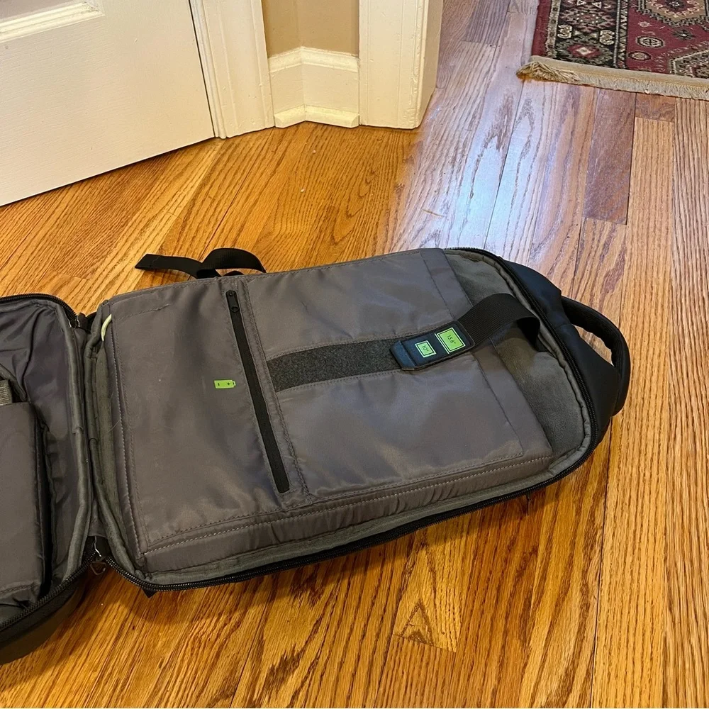 Korin Click Pack Pro Anti-theft TSA USB Charge Backpack Gray